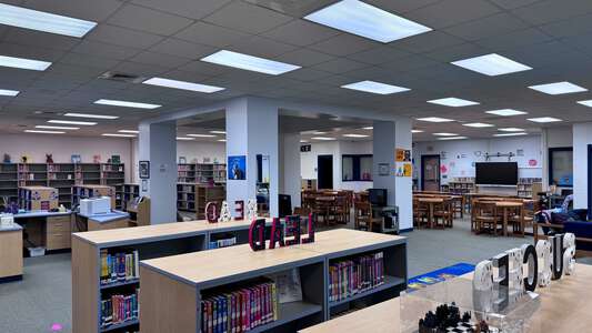 Goose Creek Elementary School Media Center in Goose Creek