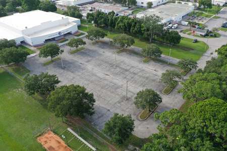 Southeast High School Parking Lot 4 in Bradenton