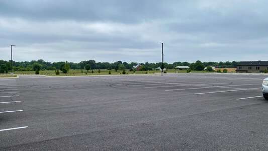 Cumberland Trace Elementary School Parking Lot - Front in Bowling Green