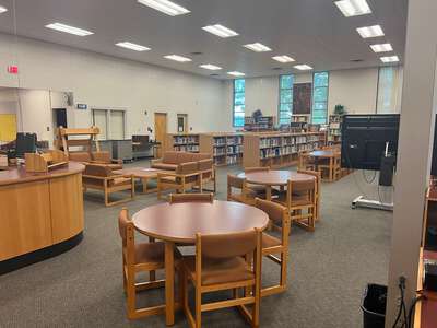 Forest Park High School Library in Forest Park