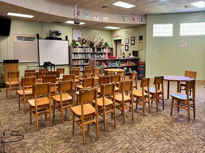 Phyllis Ruth Miller Elementary School Library in Miami