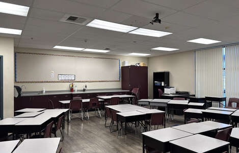Lois E. Borchardt Elementary School Classroom Standard in Lodi 3
