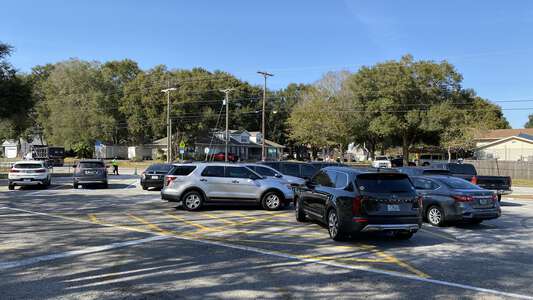 Seffner Elementary School (3881) Parking Lot in Seffner