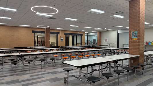 Putnam City High School Cafeteria in Warr Acres 2