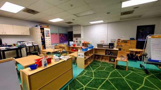 Hyatt Park Elementary School Classroom Standard in Columbia
