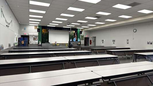 Merle S. Casey  Elementary School Multi-Purpose Room in Rialto 3