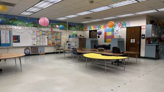 Thomas Jefferson Elementary School Classroom Standard (3 hr min) in Jacksonville