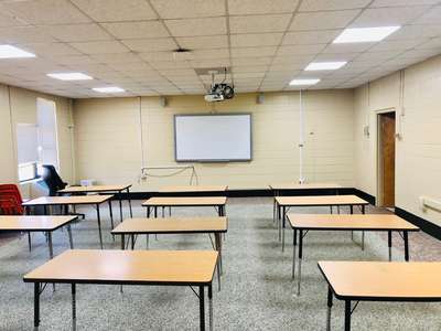 Lincoln Complex Room 38 - Classroom in Albany