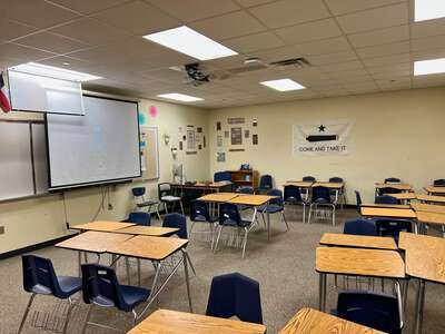 Trinity Springs Middle School Classroom Standard in Fort Worth