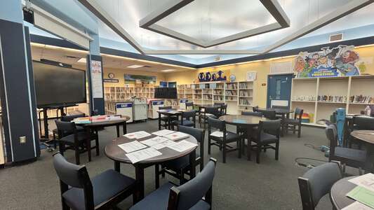 Gregory Drive Elementary School Library (3 hr min) in Jacksonville