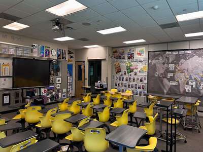 Canyon Lake Middle School Classroom Standard in Lake Elsinore