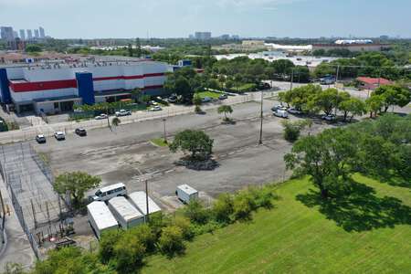 John F. Kennedy Middle School Parking Lot - Main in North Miami Beach 2