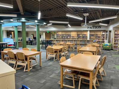 Greenacres Elementary School Library in Spokane Valley