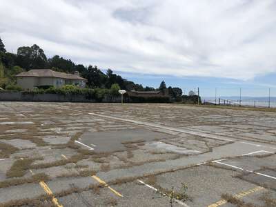 Madera Elementary School Outdoor Basketball Courts in El Cerrito