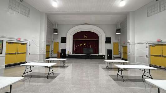 Harahan Elementary School Auditorium in Harahan 2