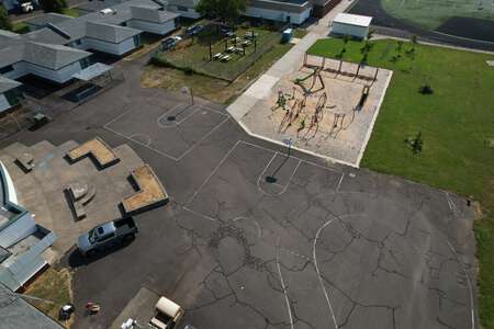 Kelly Middle School Outdoor Area in Eugene 3