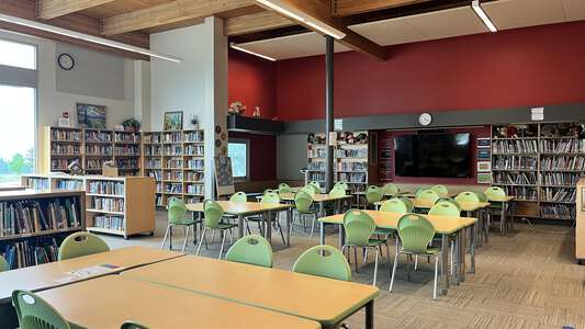 Parkdale Elementary School Library in Parkdale