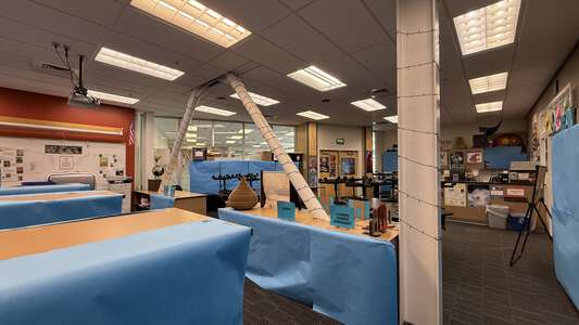 Lakota Middle School Library in Federal Way 2