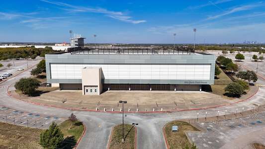 Jesse Owens Memorial Complex Field House in Dallas