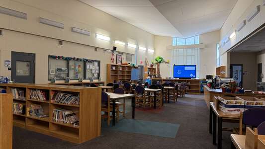 Garden City Elementary School Library (3 hr min) in Jacksonville