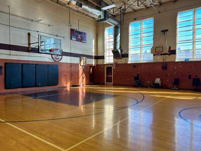 Forest Oak Middle School Gym in Fort Worth 4