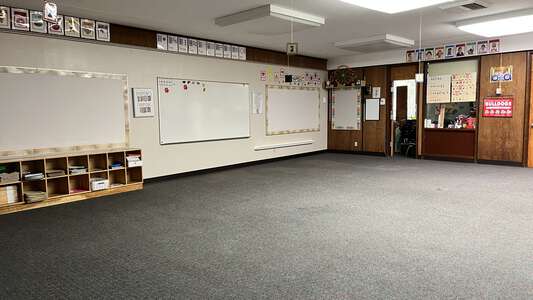 Awbrey Park Elementary School Classroom Standard in Eugene