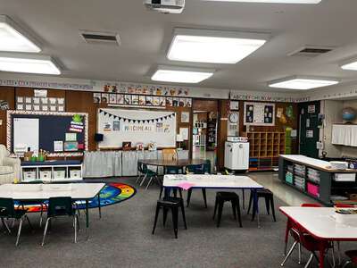 Awbrey Park Elementary School Classroom Standard in Eugene