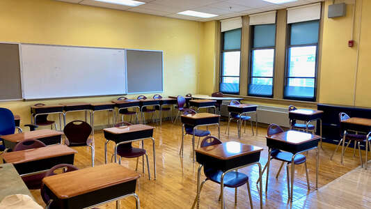 McDaniel - Delaplaine McDaniel Site Classroom Standard in Philadelphia
