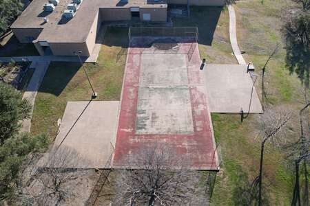 Shaw Elementary School Outdoor Basketball Courts in Mesquite