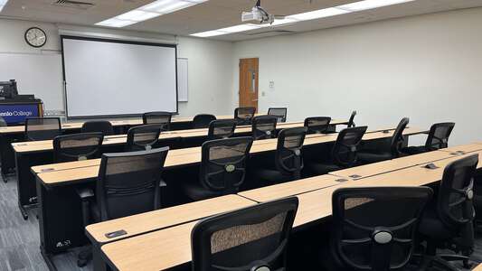 Menlo College Brawner Basement Room 50 - 405 - Classroom in Atherton