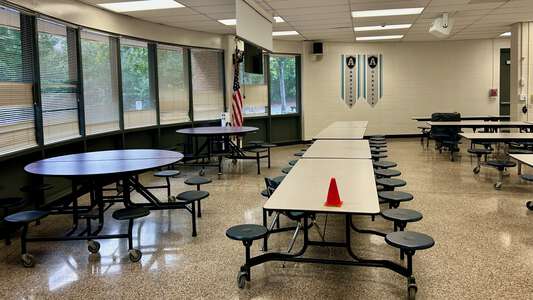 Annistown Elementary School Cafeteria in Snellville