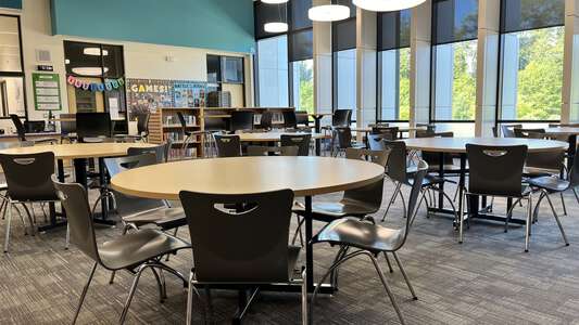 Timberline Middle School Library in Redmond