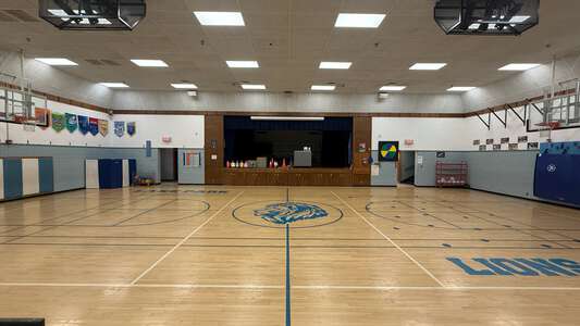 Lake Park Elementary School Gym in Bethany