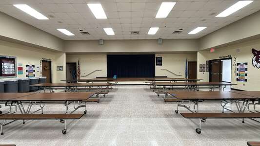 Broadmoore Elementary School Cafeteria in Moore 4