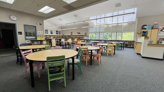 Madison Middle School Library in Eugene