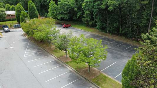 L.O. Kimberly Elementary School Parking Lot - Side in Atlanta 2