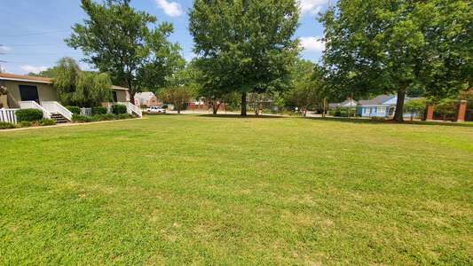 Rosewood Elementary School Field - Practice in Columbia