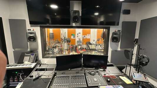 Freestyle Academy Room 05 - Recording Studio in Mountain View 2