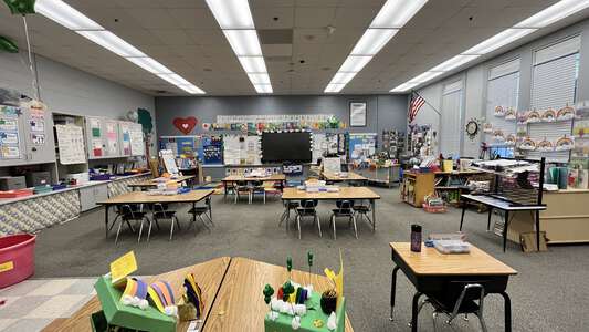 Edison Park Creative and Expressive Arts School Classroom Standard in Fort Myers 4