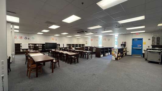 Suder Elementary School Media Center in Jonesboro 2