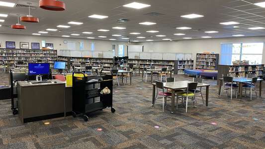 Lamb Elementary School (0128) Library in Tampa