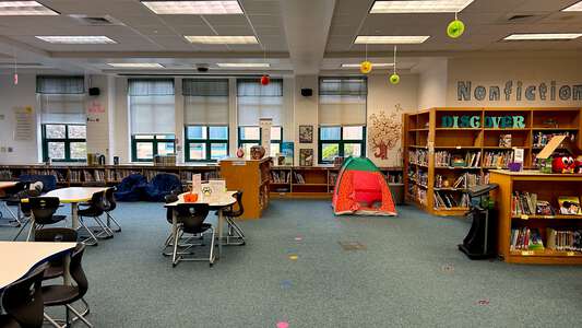 Lynnhaven Elementary School Media Center in Virginia Beach