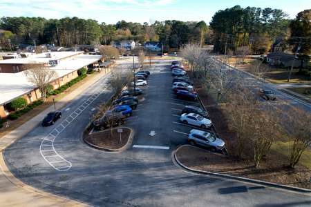 Mountain Park Elementary School Parking Lot - Main Front in Lilburn
