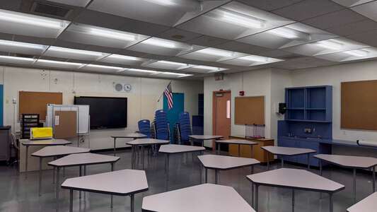 Riverside Elementary School Classroom Standard in Miami