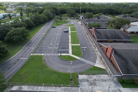 Deer Park Elementary School Parking Lot - Drop Off in New Port Richey