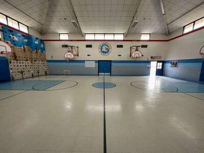 Pajarito Elementary School Gym in Albuquerque