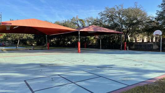 Mort Elementary School (3121) Outdoor Basketball Courts in Tampa