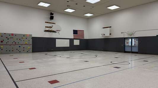 Twin Lakes Elementary School Multi Purpose Room in Federal Way