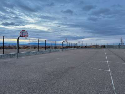 Albuquerque Outdoor Basketball Courts