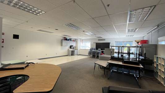 Meredith Hill Elementary School Classroom Standard in Auburn